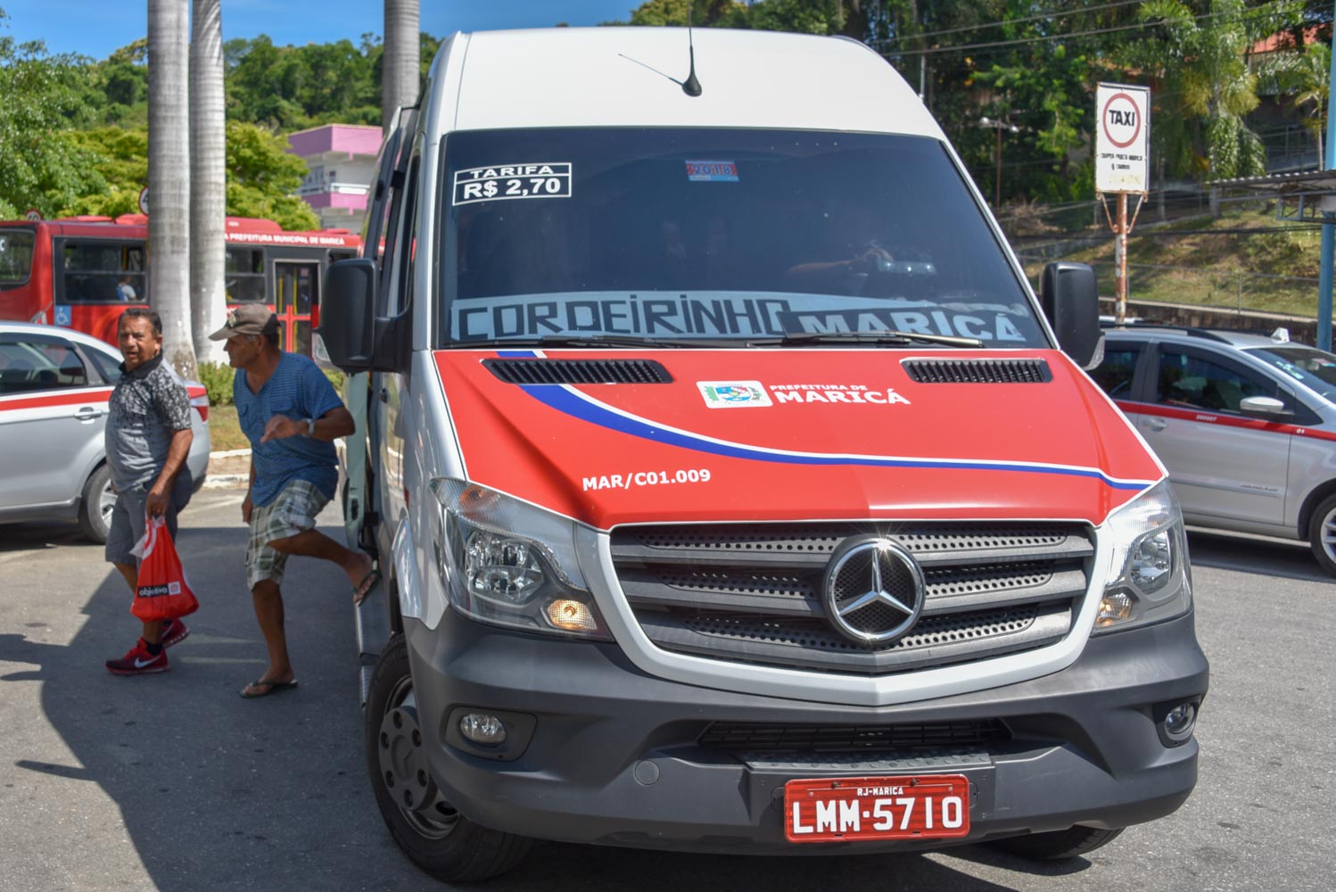  Turistas lotam Maricá e vermelhinhos transportam 25 mil passageiros por dia