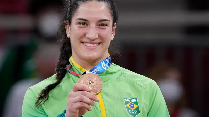  Mayra Aguiar conquista bronze e é a 1ª brasileira com 3 medalhas em esportes individuais