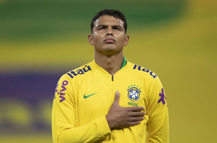  Tite escolhe Thiago Silva como capitão do Brasil na estreia da Copa