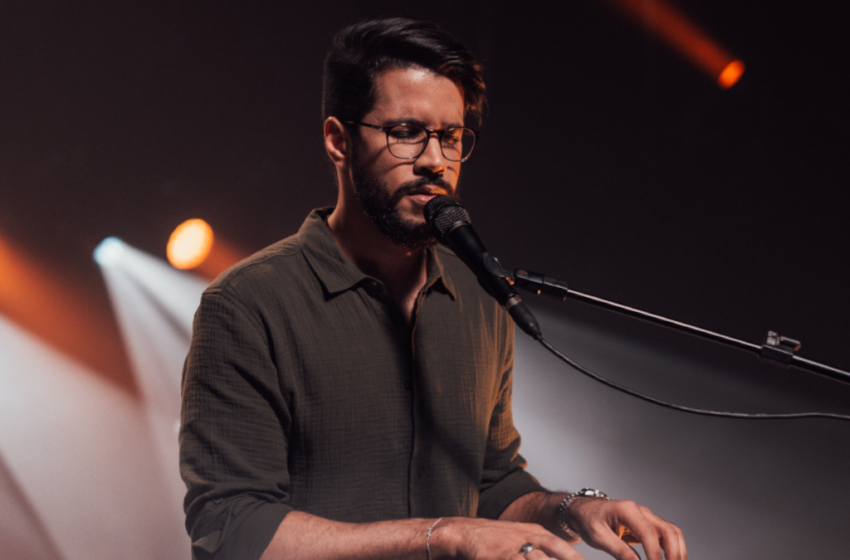  Gabriel Guedes lança a canção “Minhas Coroas”, versão de sucesso do Bethel Music