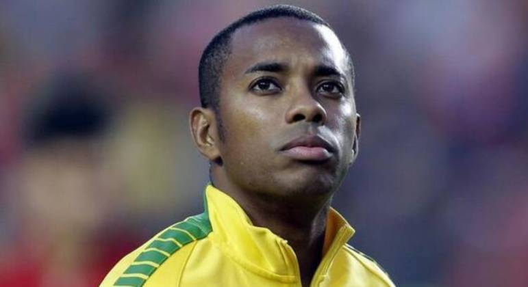  STJ decide que Robinho deve cumprir pena por estupro no Brasil; placar foi de 9 a 2