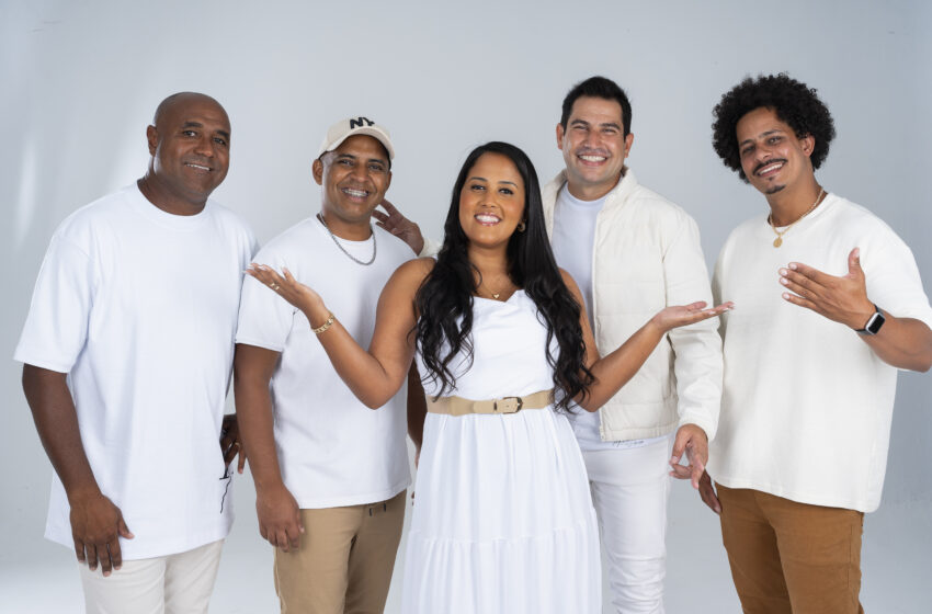  Chega Mais Pra Cristo assina contrato com a Universal Music Christian Group