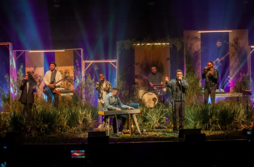  Paulo César Baruk e Leandro Rodrigues no clássico “Jesus em Tua Presença”