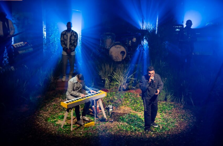  Paulo César Baruk e Leandro Rodrigues interpretam “Deus Cuida de Mim”