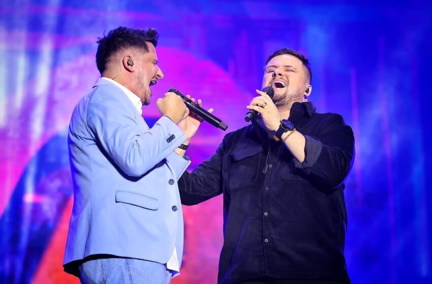  André e Felipe lançam a canção “Só o Começo” (Ao Vivo no Mineirão)